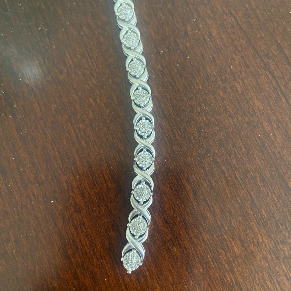 Infinity bracelet - Picture 3 of 3